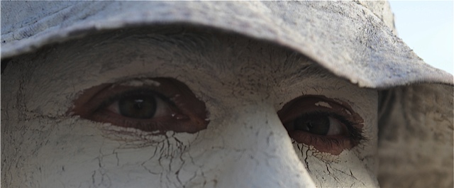 eyes of Paris mime seeing things  differently