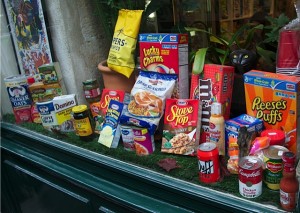 Cultural traditions illustrated by Thanksgiving store window display in Paris