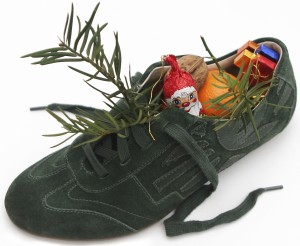 Ten Christmas Traditions Stuffed in Stockings 'n ShoesOIC 