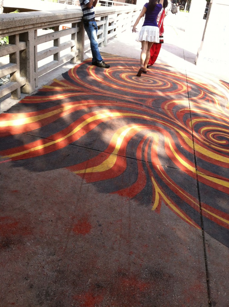 finding common ground through Alex Rubio's chalk art in San Antonio, Texas (Image © Janine Boylan)