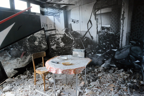 demolished kitchen, artistic expression of street art at the Tour 13 (Photo © Meredith Mullins)