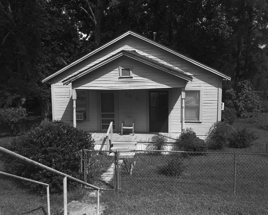 White house on Martin Luther King, Jr. Drive in Shreveport, LA, artistic expression by Susan Berger on a photographic journey to capture images of America (© Susan Berger)