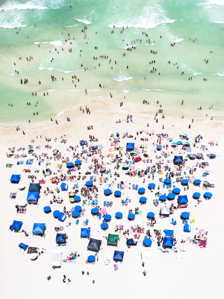 "Insectarium," image of bathers, beach chairs, and umbrellas above Miami Beach, from a creative photography series taken by Antoine Rose, whose creative process relies on the bird's-eye view  (Image © Antoine Rose)