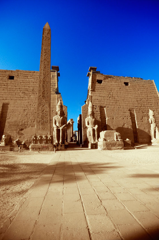 The Temple of Luxor, with an entry obelisk, the beginning of the journey of the Luxor obelisk to Place de la Concorde in Paris and a way to see differently. (Photo © Medioimages/Photodisc)
