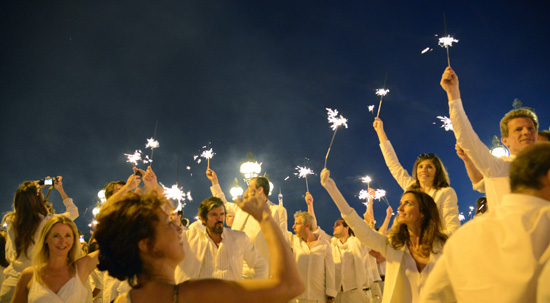 Sparklers at the Dîner en Blanc (Photo © Meredith Mullins)