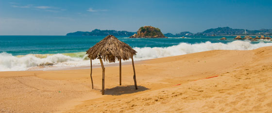 Acapulco beach, discovered while trying to build bilingual brain power in Mexico. Image © Erkki Tamsalu / iStock)