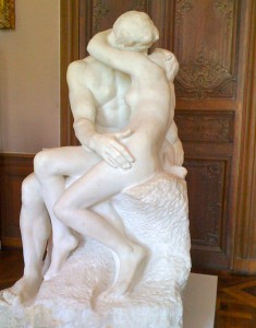 "the Kiss" sculpture by Auguste Rodin inspires and emotional connection to art. (Image © Robert Long)