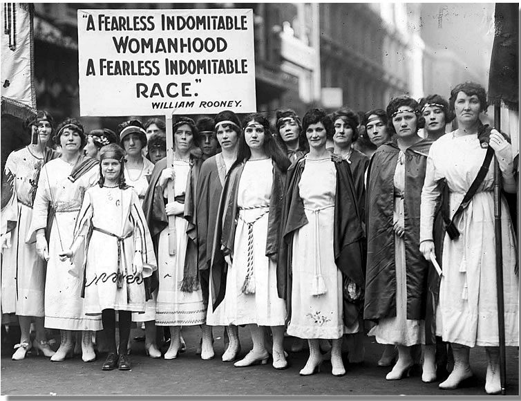 Suffragettes protesting in New York for women's rights and advance gender equality (image © New York Times/Wiki Commons).