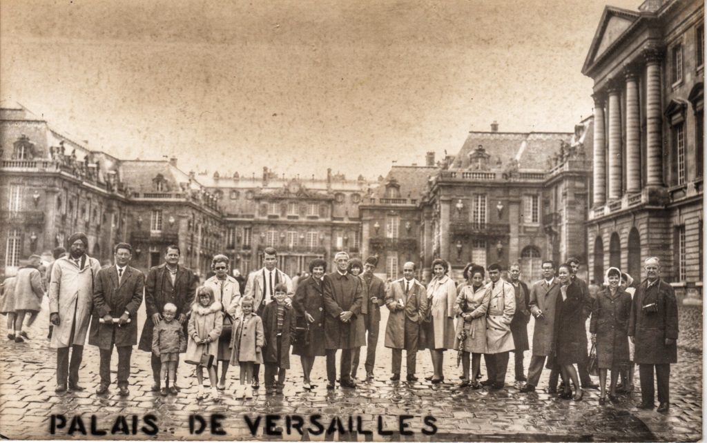 A 1960s photo of travelers, including the writer’s family, at Versailles evokes travel inspiration and memories of TWA’s golden age. (Image © McGreevy archives)