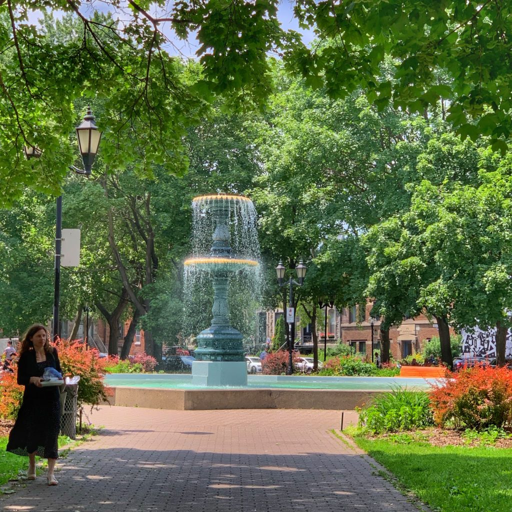 A park in Montréal reflects the everyday pleasure of exploring the urban culture. (Image © Joyce McGreevy)