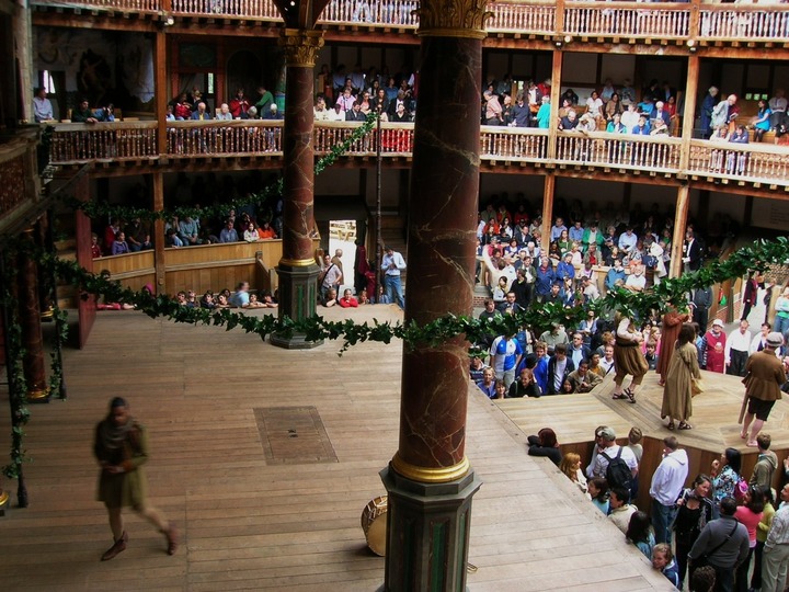 London’s Globe Theatre reminds a remote learner that Shakespeare turned math connections into wordplay when the concept of zero crossed cultures from Iran to England. 