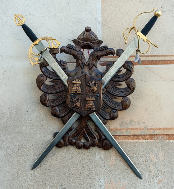 Steel swords from Toledo Spain to Toledo Ohio, showing the importance of sister cities and town twinning around the world. (Image © ahau1969/iStock.)